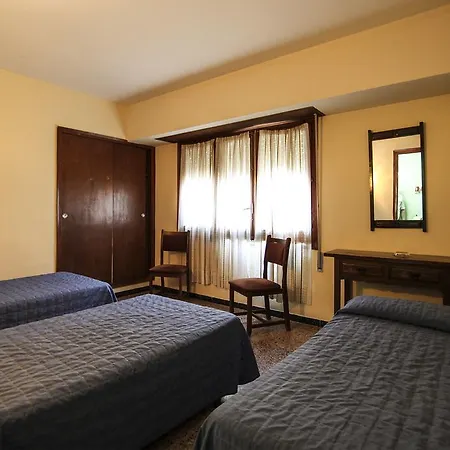 Montserrat Hotel *