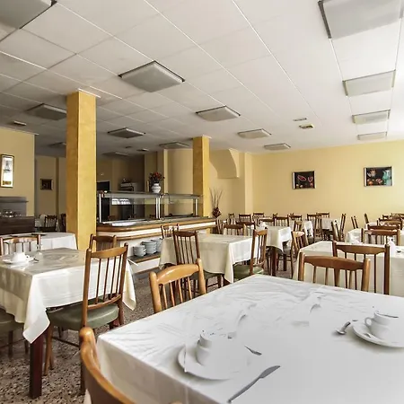 Montserrat Hotel